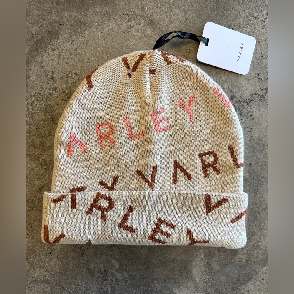 NWT Varley Aubrey Beanie